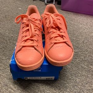 Used Women’s Stan Smith Size 6